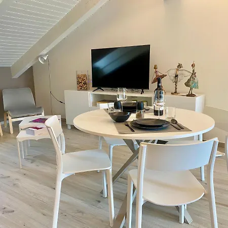 Casa Di Nuvola -residenza Lavinia - *