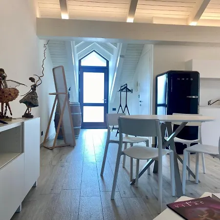 Casa Di Nuvola -residenza Lavinia -