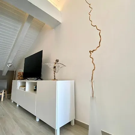 Casa Di Nuvola -residenza Lavinia - Apartment Monforte D'Alba