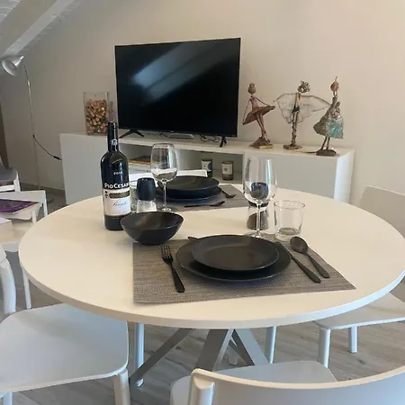 Casa Di Nuvola -residenza Lavinia - *